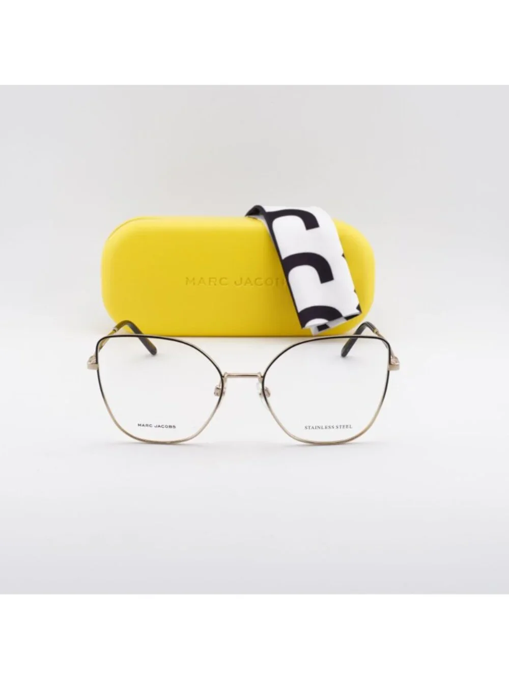 Marc Jacobs model marc